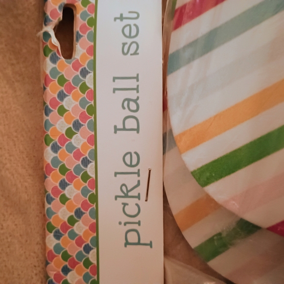 Pickleball Set - Picture 3 of 3